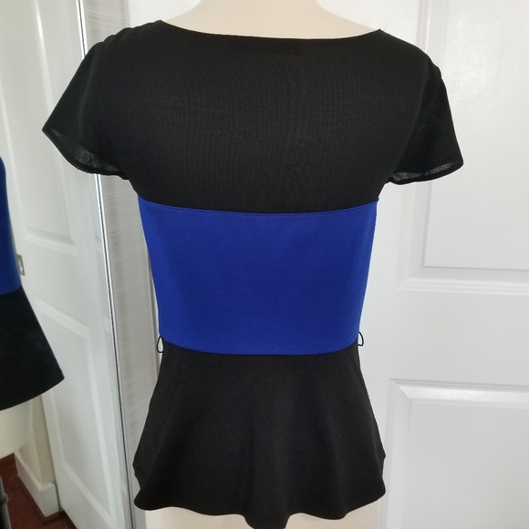The limited Peplum Top - Picture 2 of 7